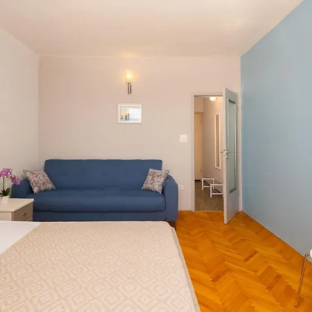 Porat Apartman *